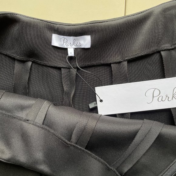 Parker black pleated skirt NEVER WORN TAGS STILL ON - Picture 2 of 3